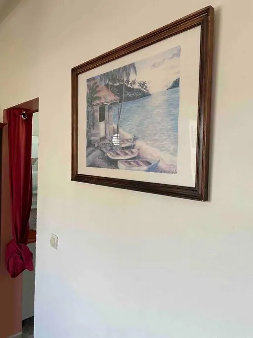 Logement « Alpinia » Capesterre 0*,